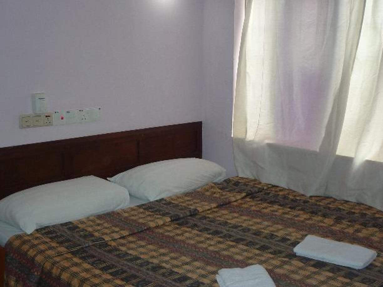 J &J Hotel Κότα Κιναμπαλού Εξωτερικό φωτογραφία