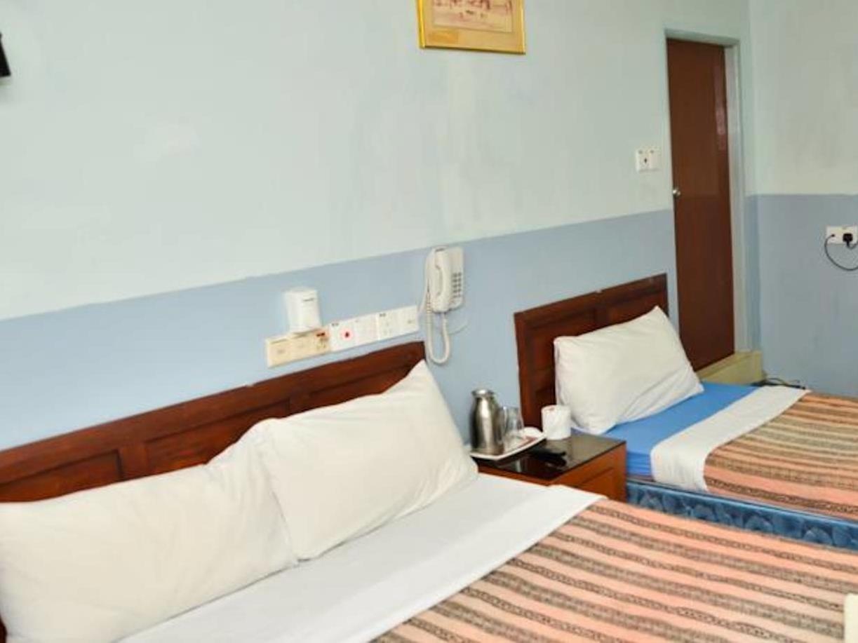 J &J Hotel Κότα Κιναμπαλού Εξωτερικό φωτογραφία