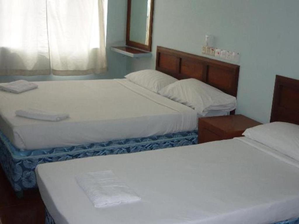 J &J Hotel Κότα Κιναμπαλού Εξωτερικό φωτογραφία